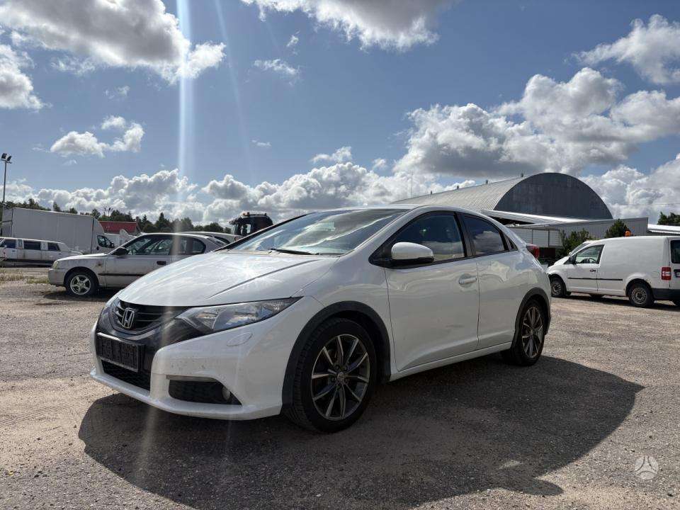 Honda Civic, 1.8 l., hatchback