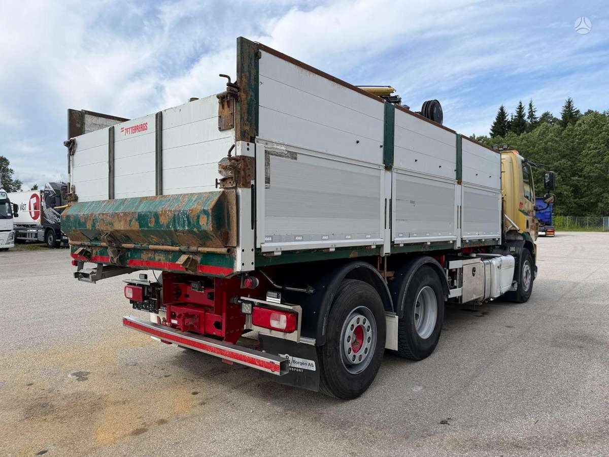 DAF CF370, самосвалы с краном