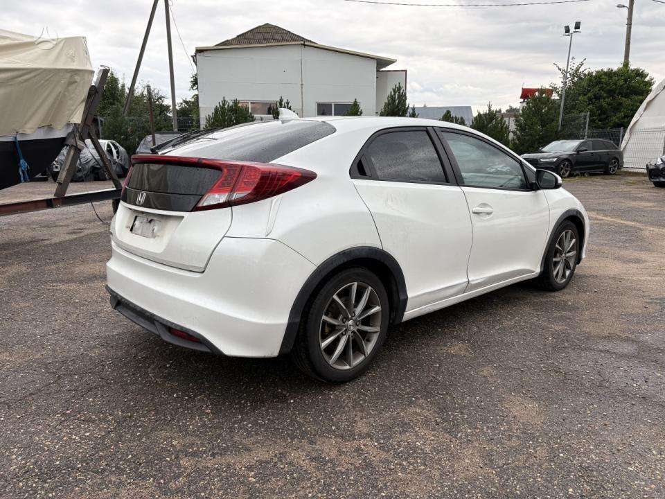 Honda Civic, 1.8 l., hatchback