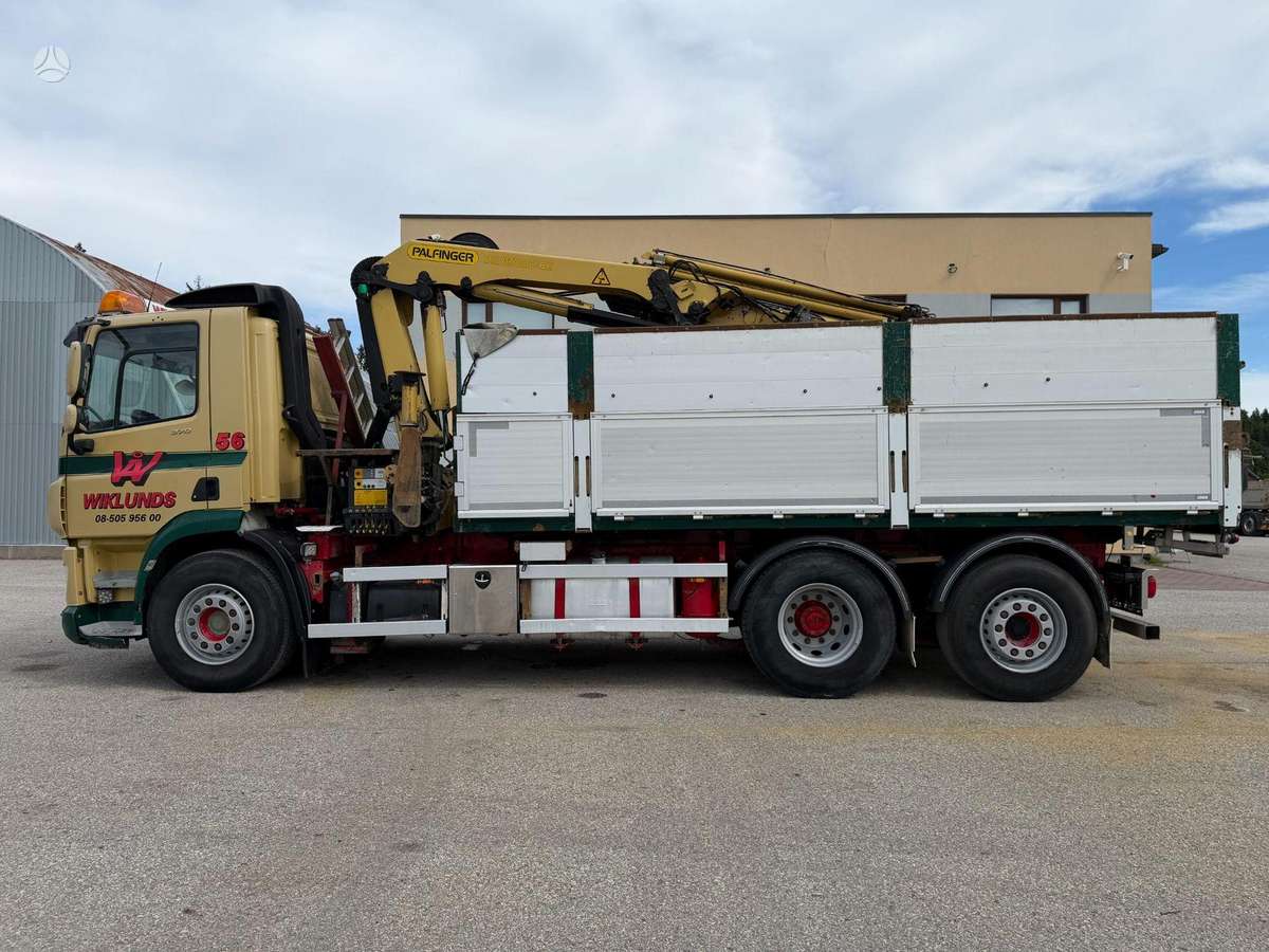 DAF CF370, dumpers with crane
