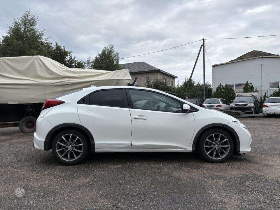 Honda Civic, 1.8 l., hatchback