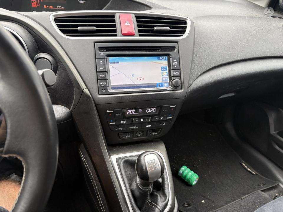 Honda Civic, 1.8 l., hatchback