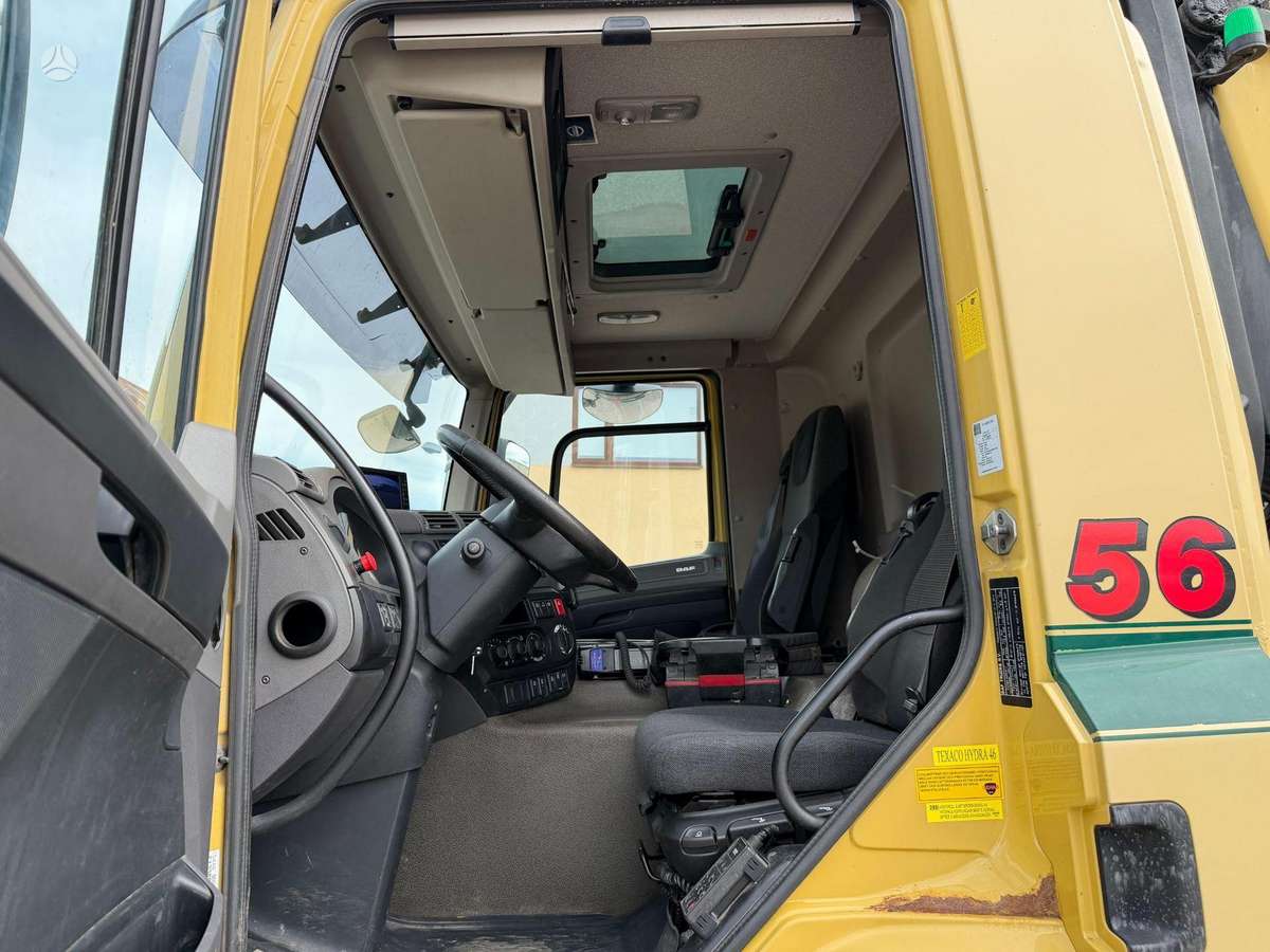 DAF CF370, savivarčiai su kranu
