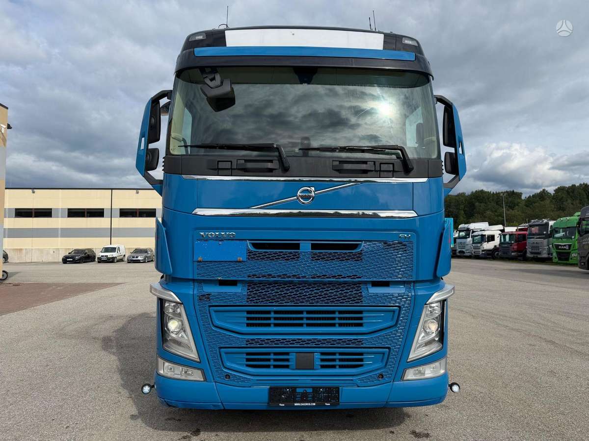 Volvo FH540, шасси