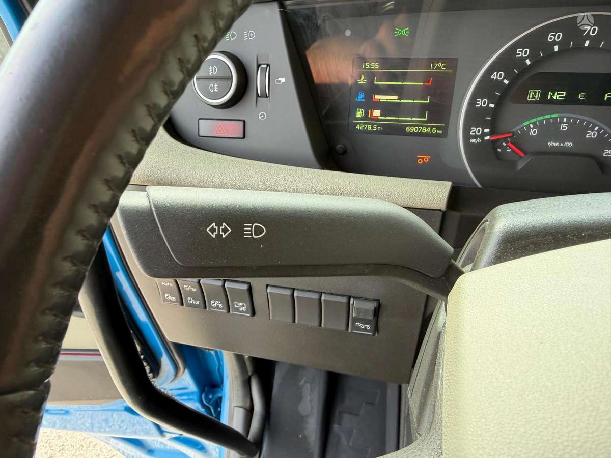 Volvo FH540, шасси