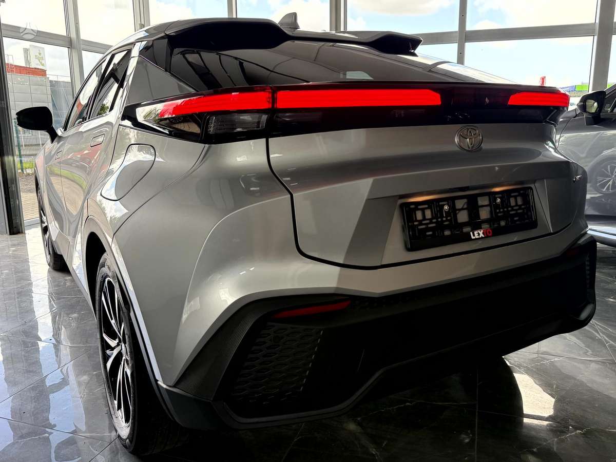 Toyota C-HR - 9