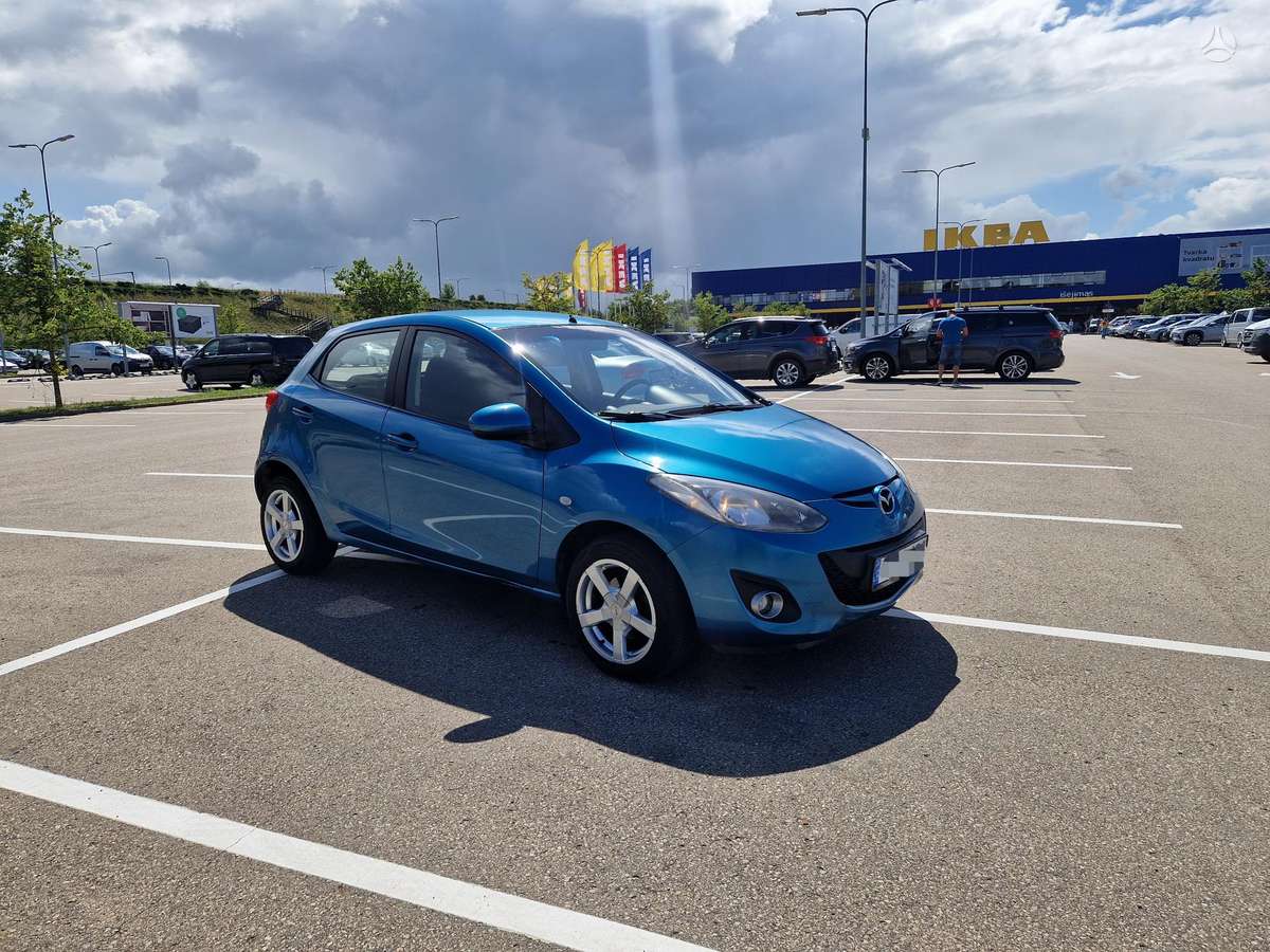 Mazda 2, 1.4 l., hatchback