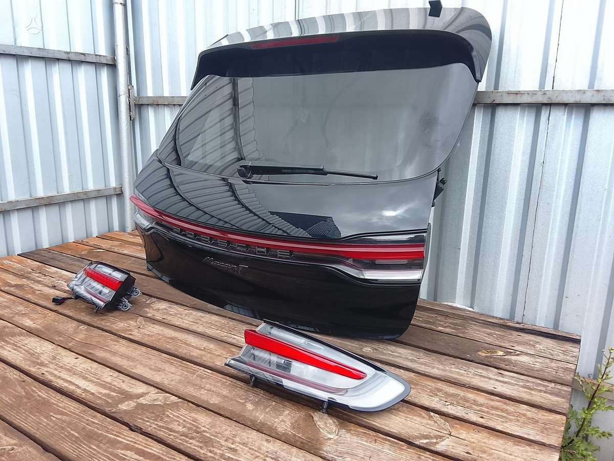 Porsche Macan dangtis (priekinis, galinis)