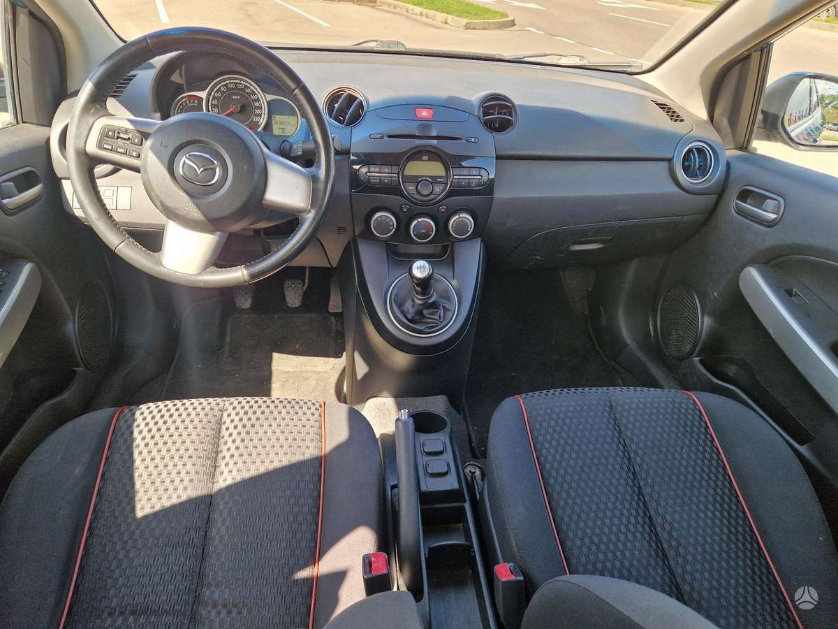 Mazda 2, 1.4 l., hatchback