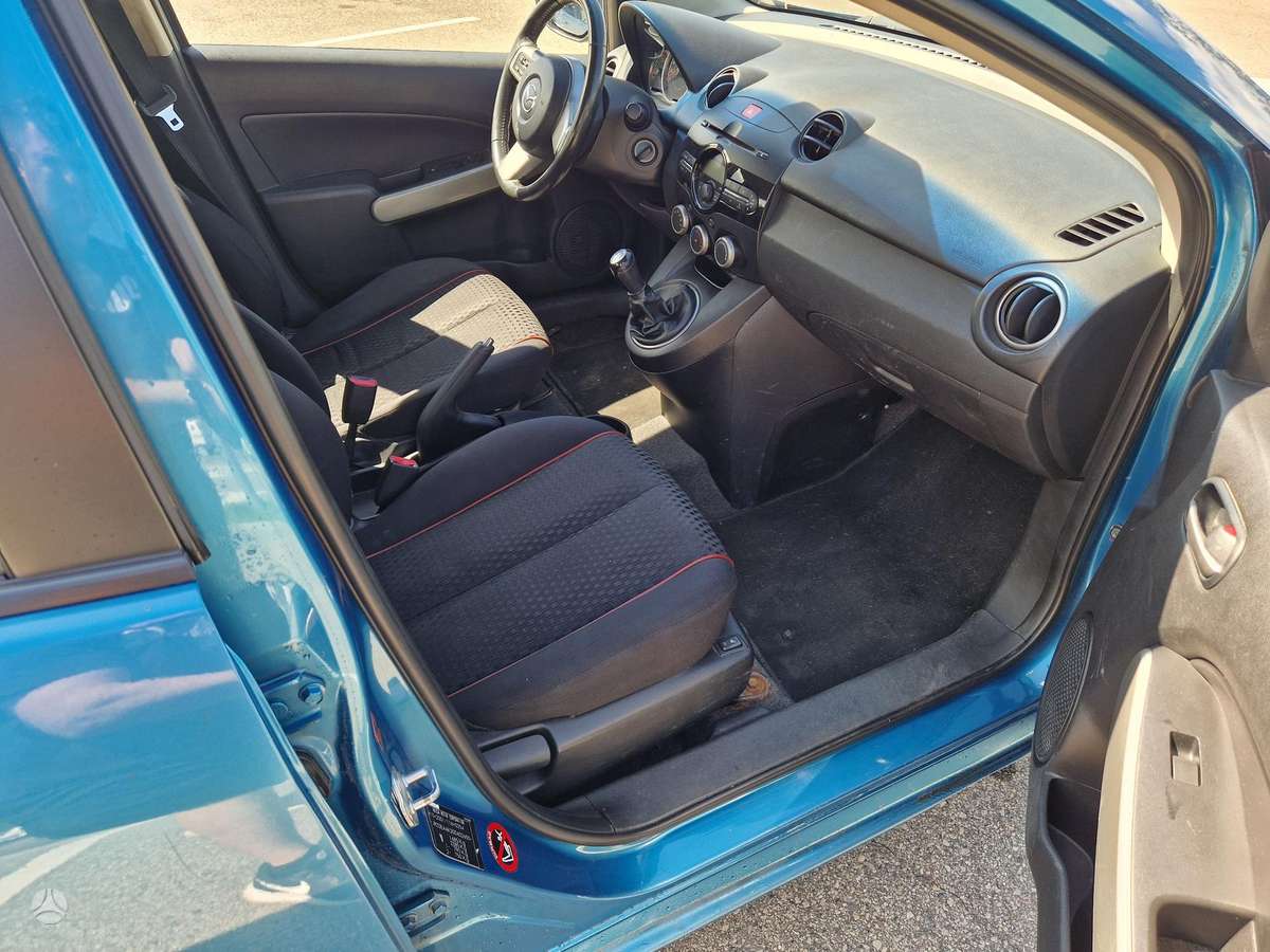 Mazda 2, 1.4 l., Хэтчбек