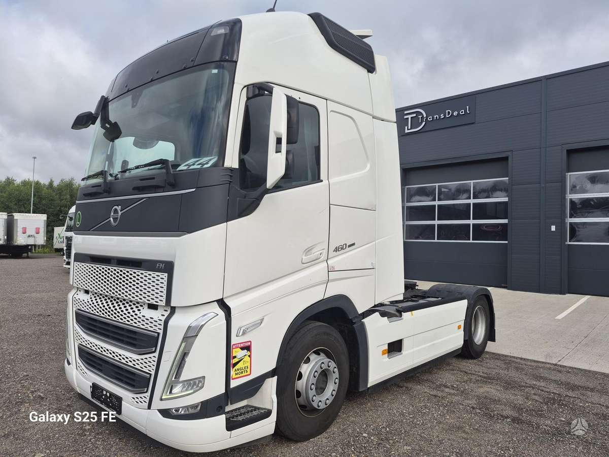 Volvo FH460 XL, double sleeper