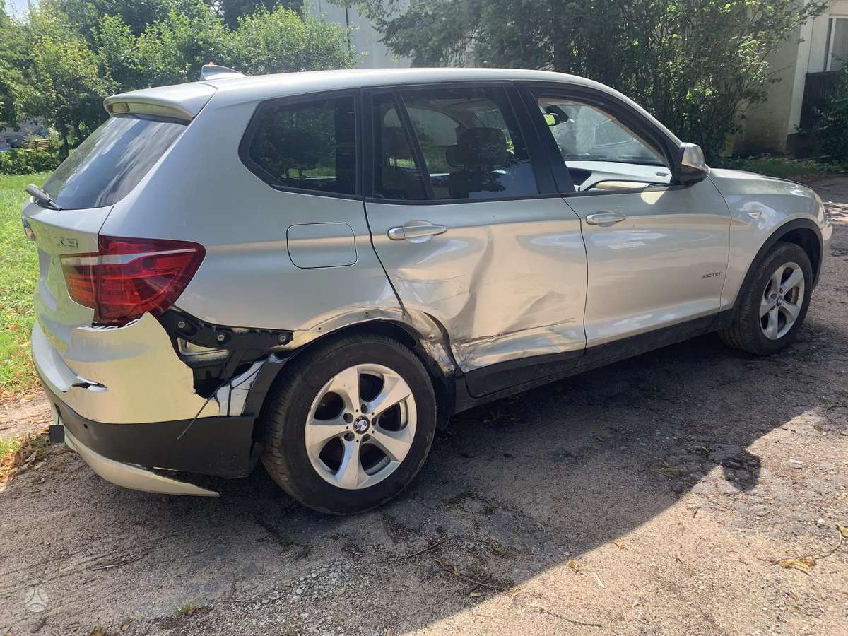 BMW X3, 3.0 l., off-road / crossover