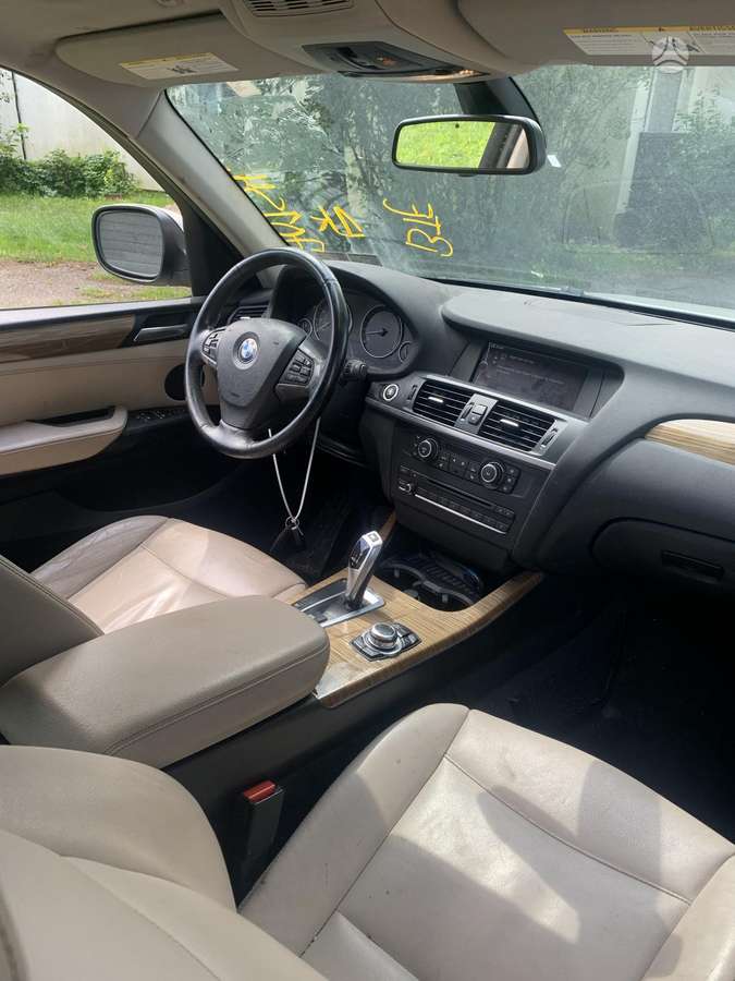 BMW X3, 3.0 l., off-road / crossover