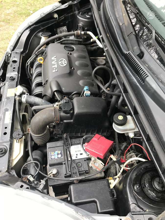 Toyota Yaris Verso - 5