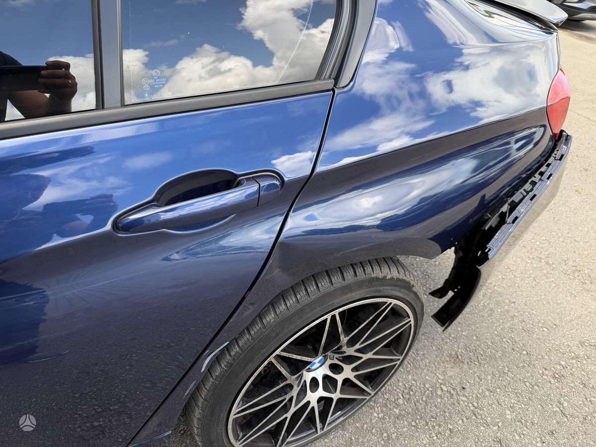 BMW 320, 2.0 l., Седан