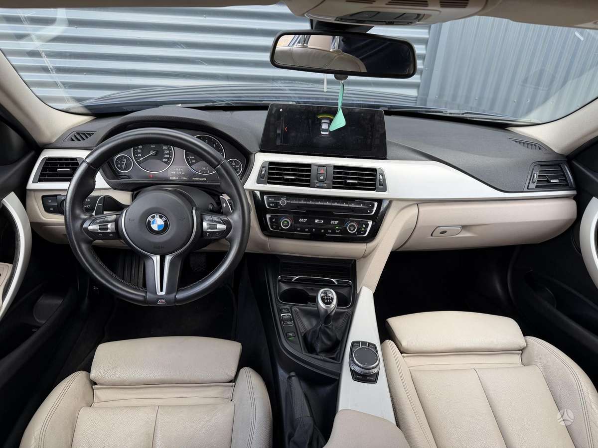 BMW 320, 2.0 l., Седан