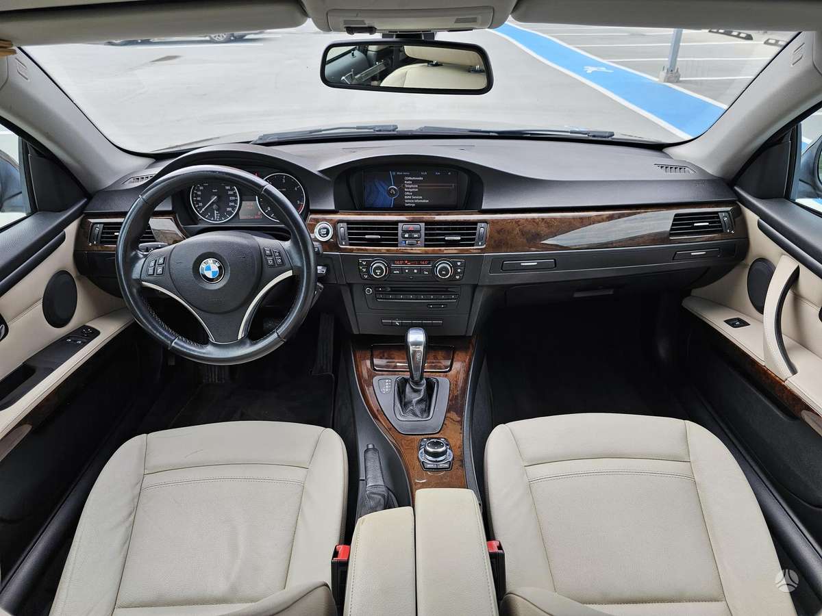BMW 320, 2.0 l., coupe