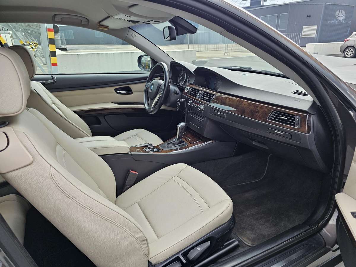 BMW 320, 2.0 l., Купе (coupe)