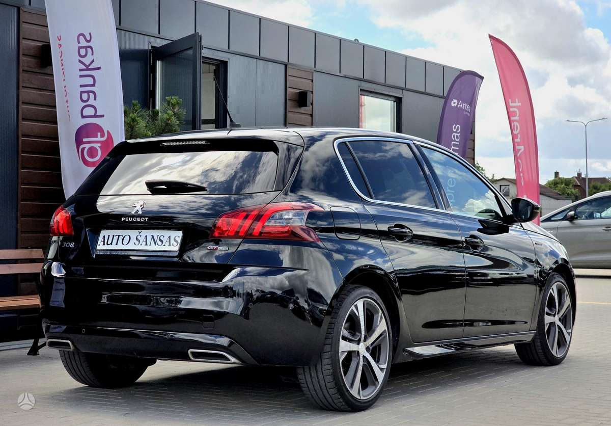 Peugeot 308, 1.2 l., hatchback