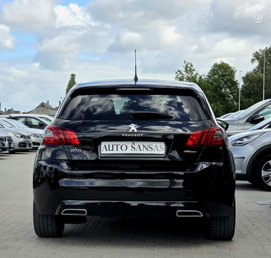 Peugeot 308, 1.2 l., hatchback
