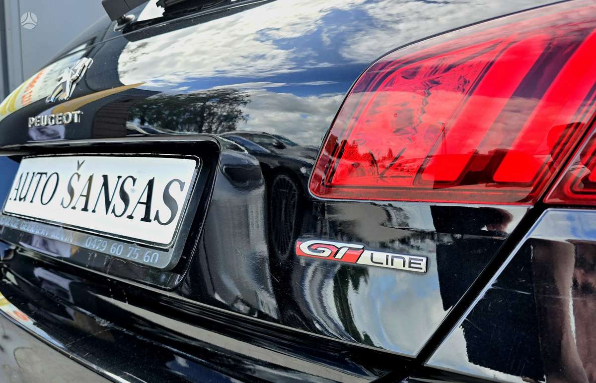 Peugeot 308, 1.2 l., hatchback