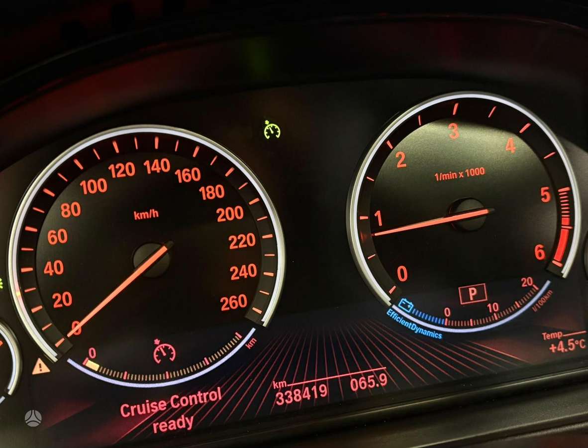 BMW 520, 2.0 l., Седан