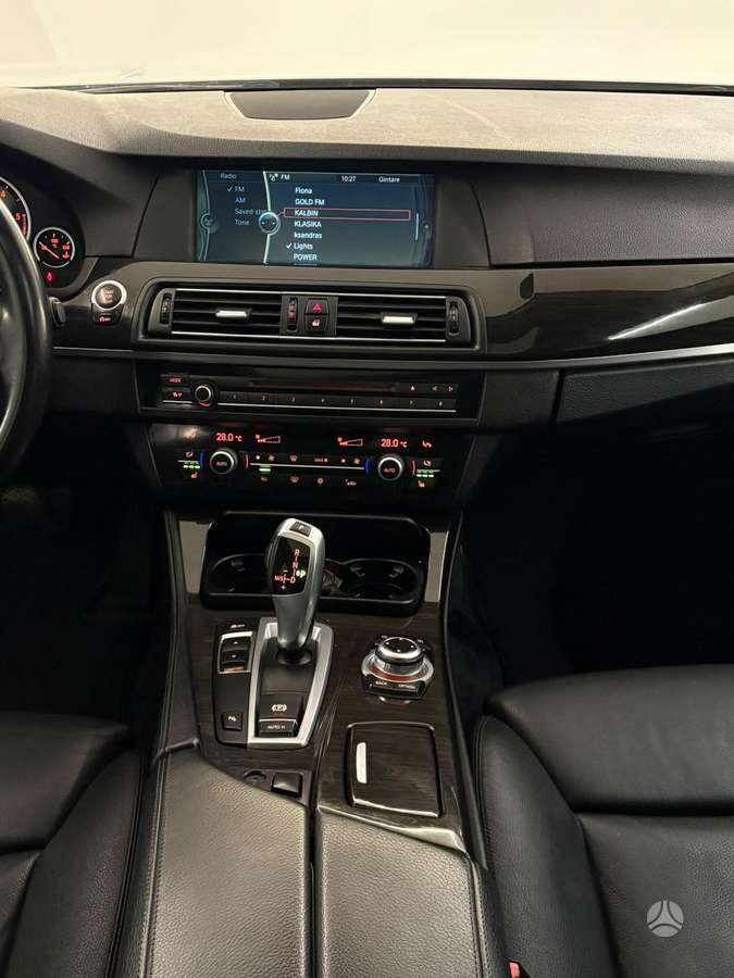 BMW 520, 2.0 l., Седан