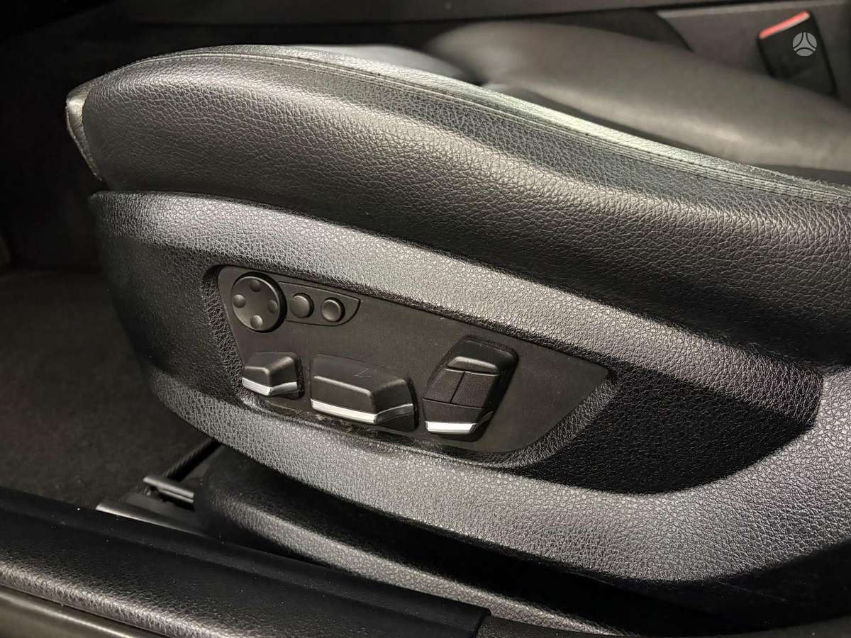 BMW 520, 2.0 l., Седан