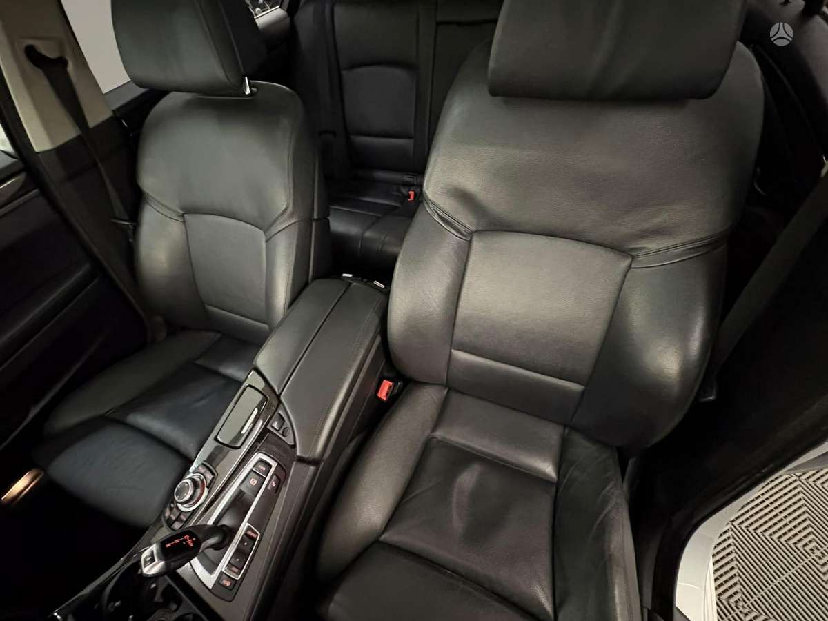 BMW 520, 2.0 l., Седан