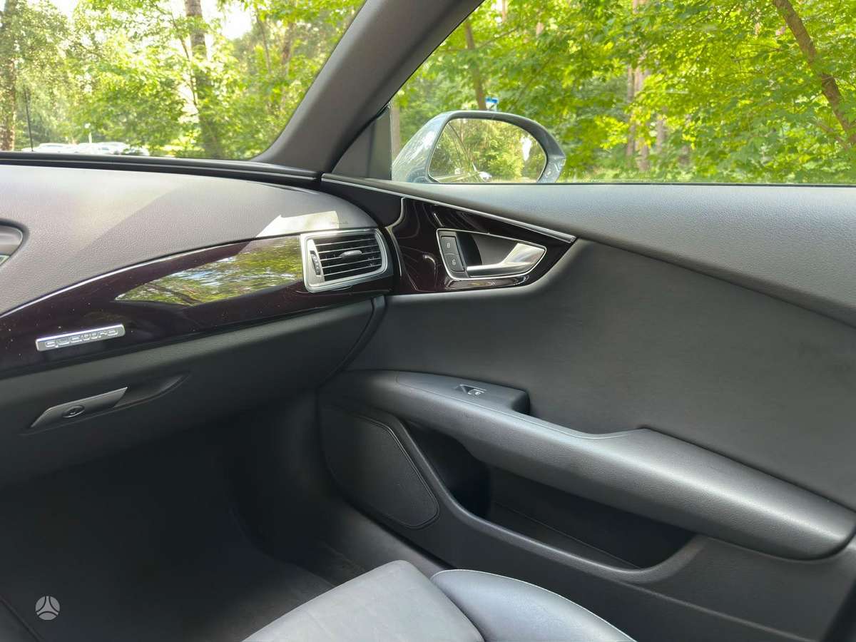 Audi A7, 3.0 l., hatchback