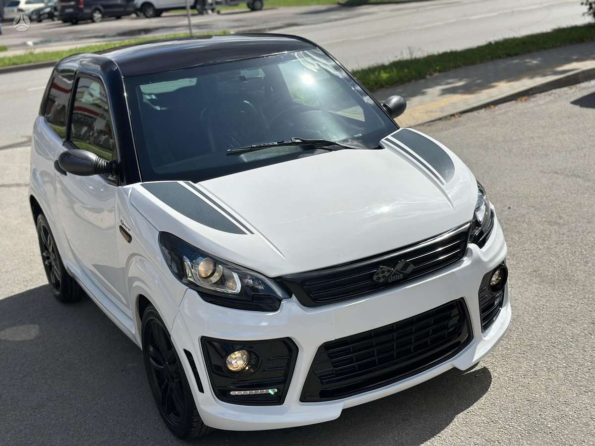 Ligier JS50, 0.5 l., Хэтчбек