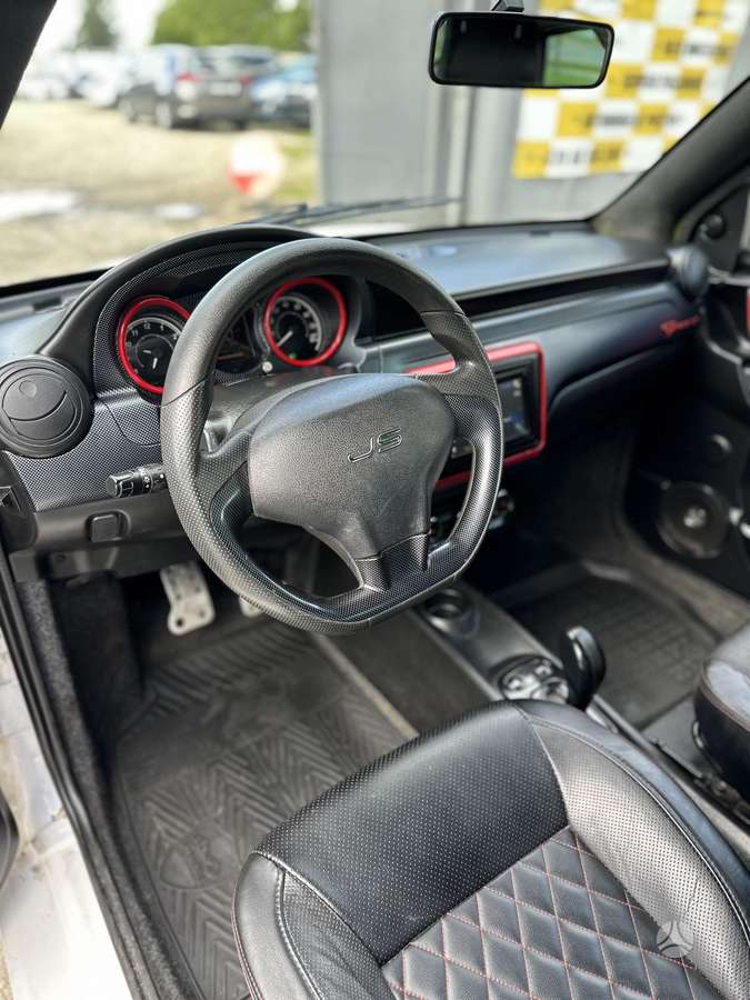 Ligier JS50, 0.5 l., Хэтчбек