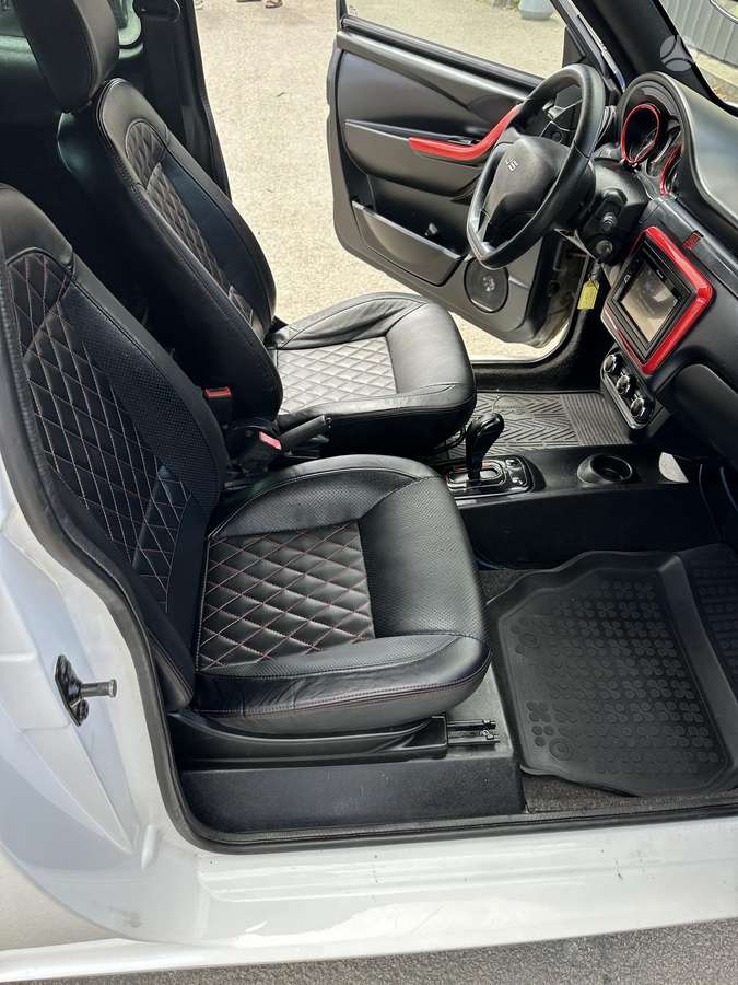 Ligier JS50, 0.5 l., Хэтчбек