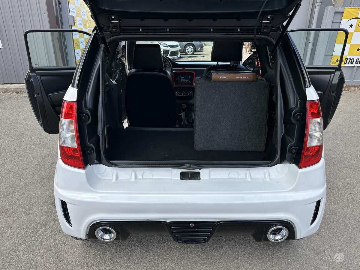 Ligier JS50, 0.5 l., Хэтчбек