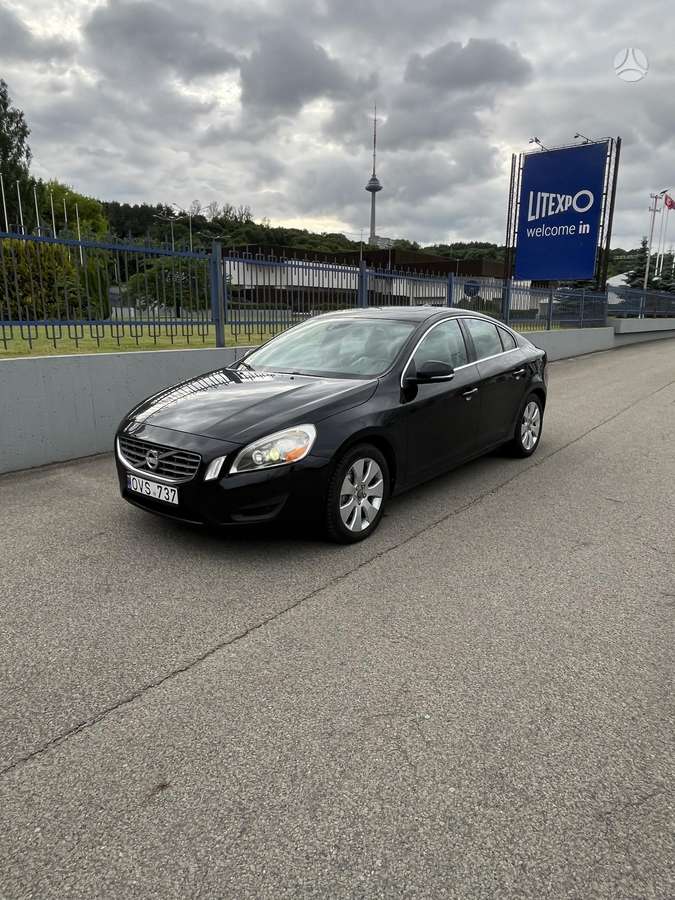 Volvo S60 - 3