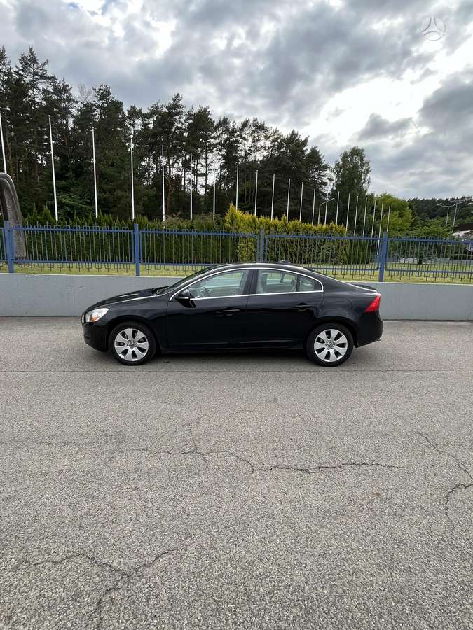 Volvo S60 - 4