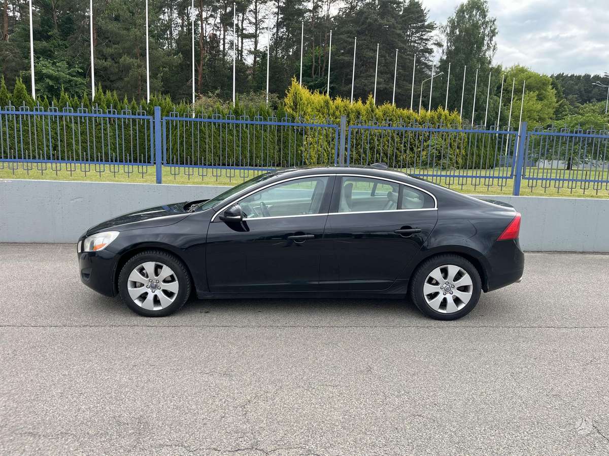 Volvo S60 - 5