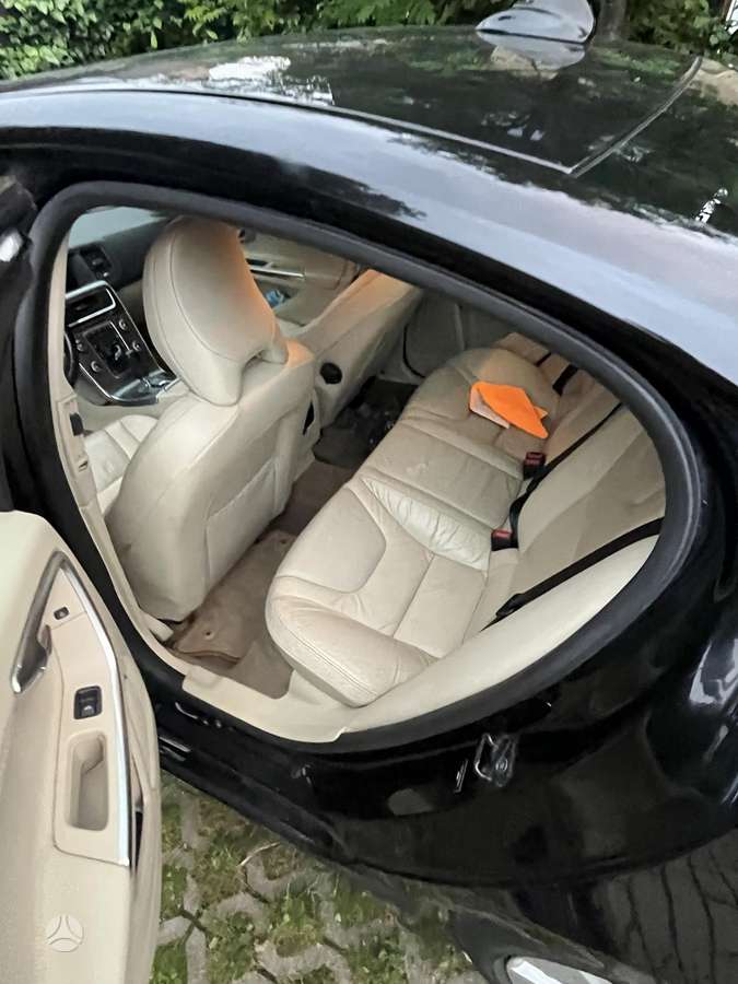Volvo S60 - 9