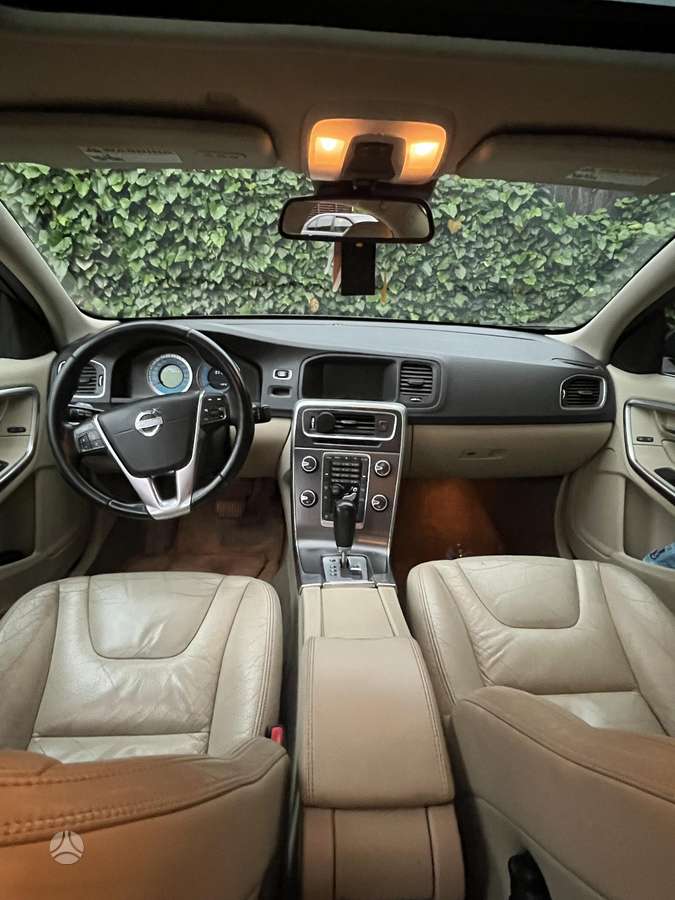 Volvo S60 - 10