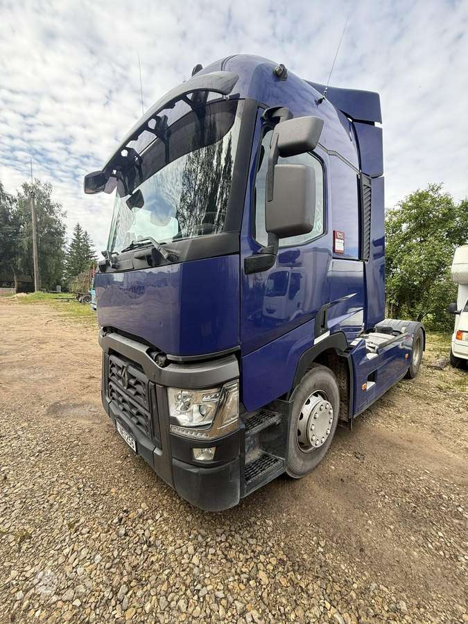 Renault T, double sleeper