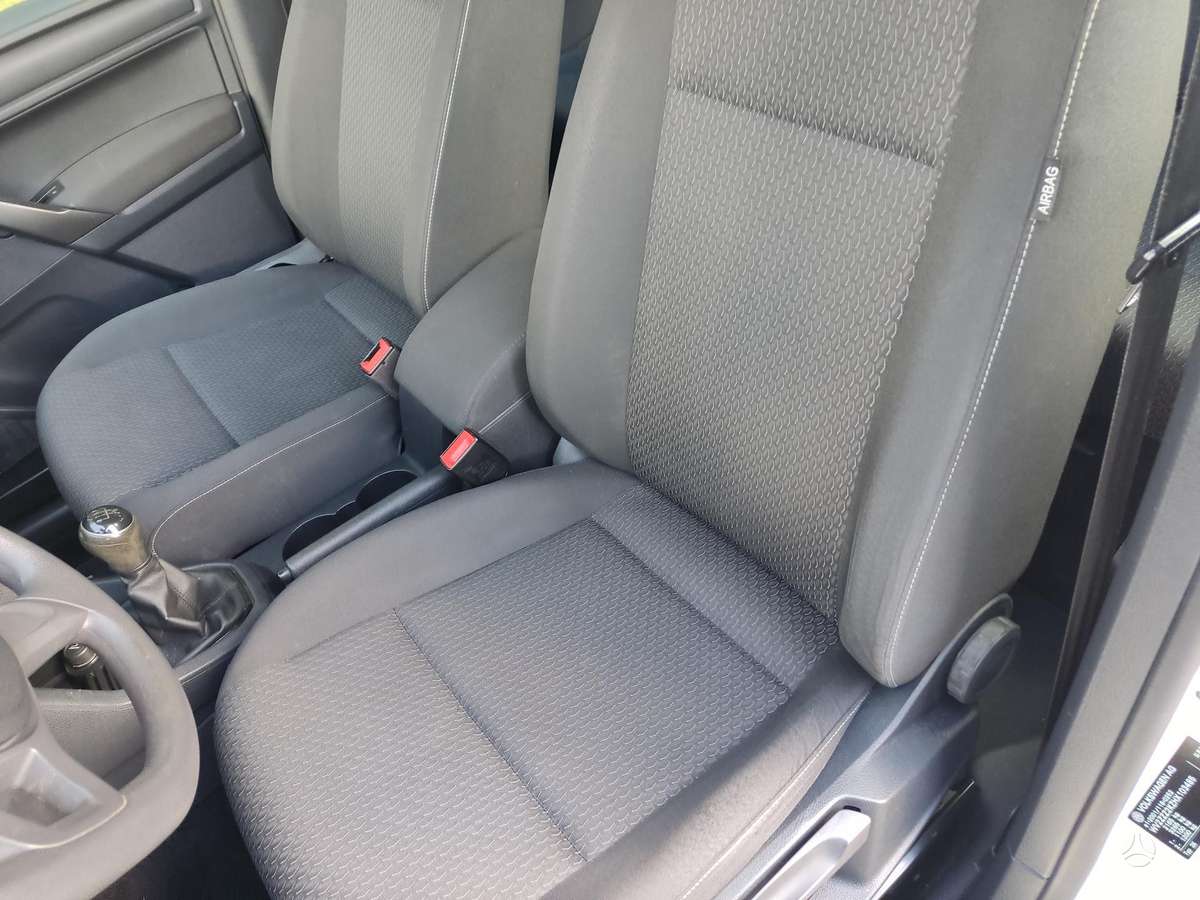 Volkswagen Caddy - 9