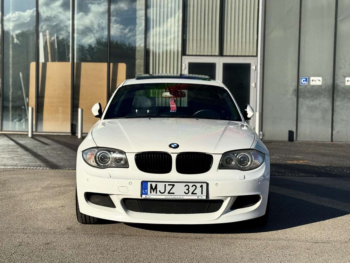 BMW 123, 2.0 l., Купе (coupe)