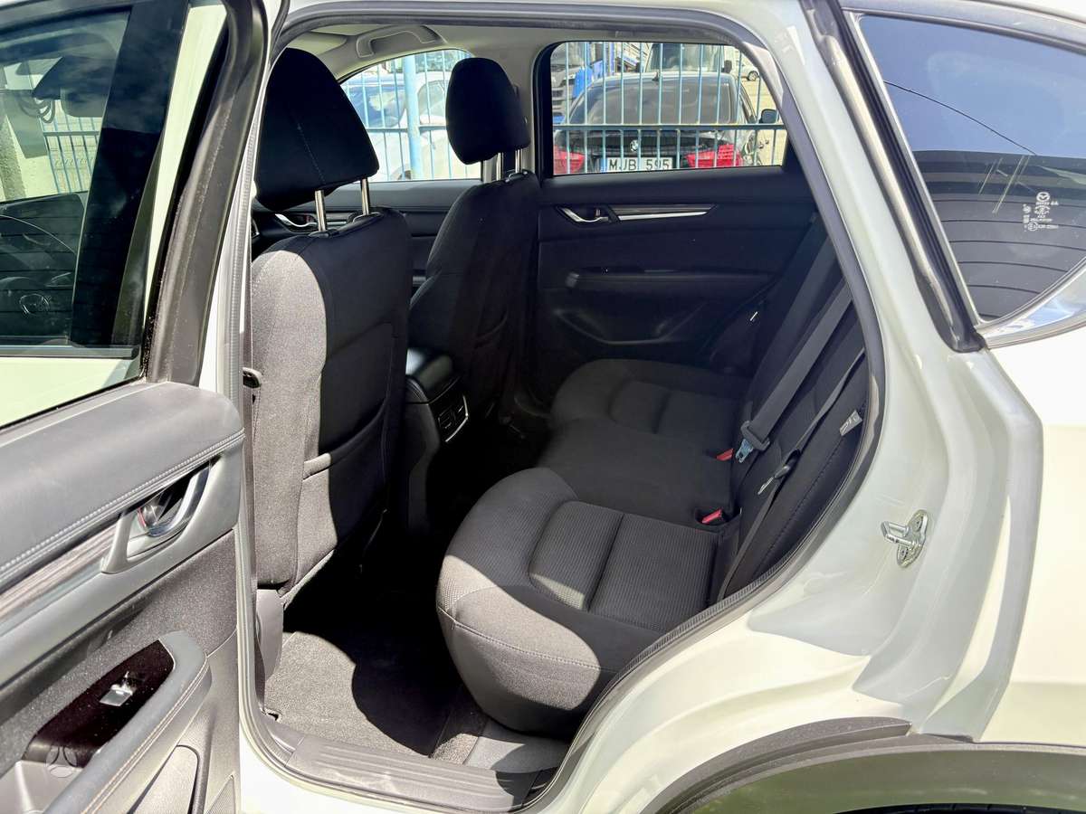 Mazda CX-5, 2.2 l., Внедорожник / Кроссовер