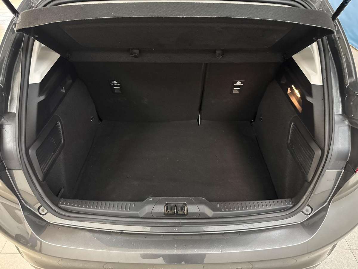Ford Focus, 1.0 l., Хэтчбек