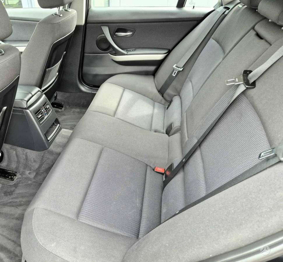 BMW 318, 2.0 l., universalas
