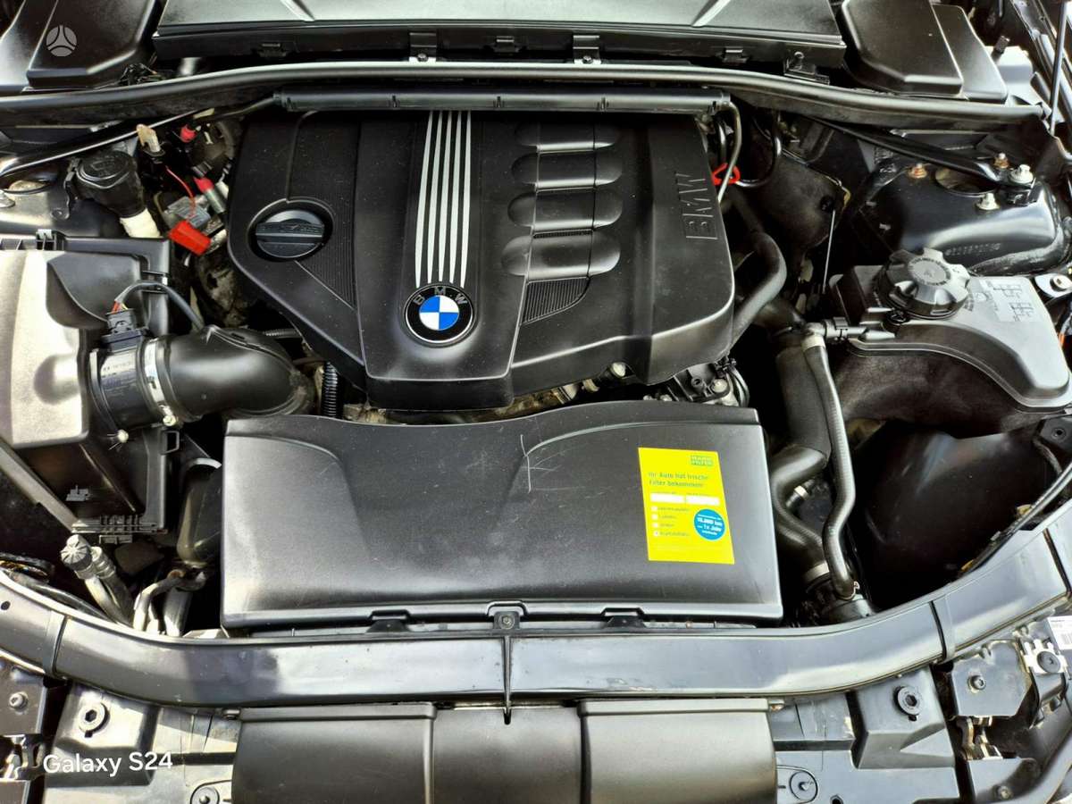 BMW 318, 2.0 l., universalas