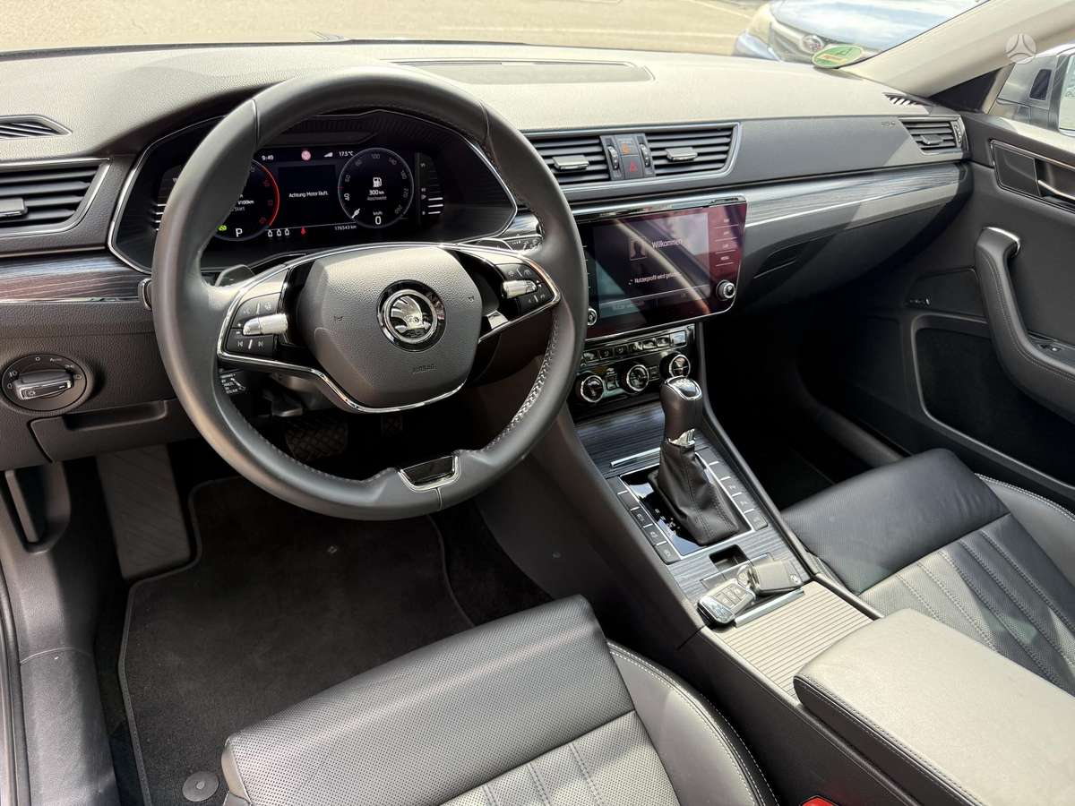 Skoda Superb, 2.0 l., Универсал