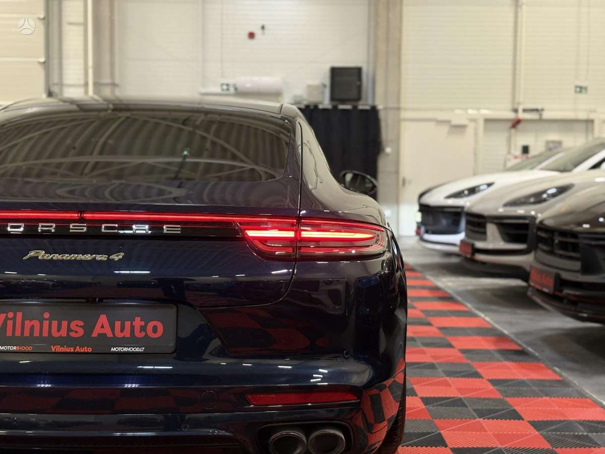 Porsche Panamera, 2.9 l., hatchback