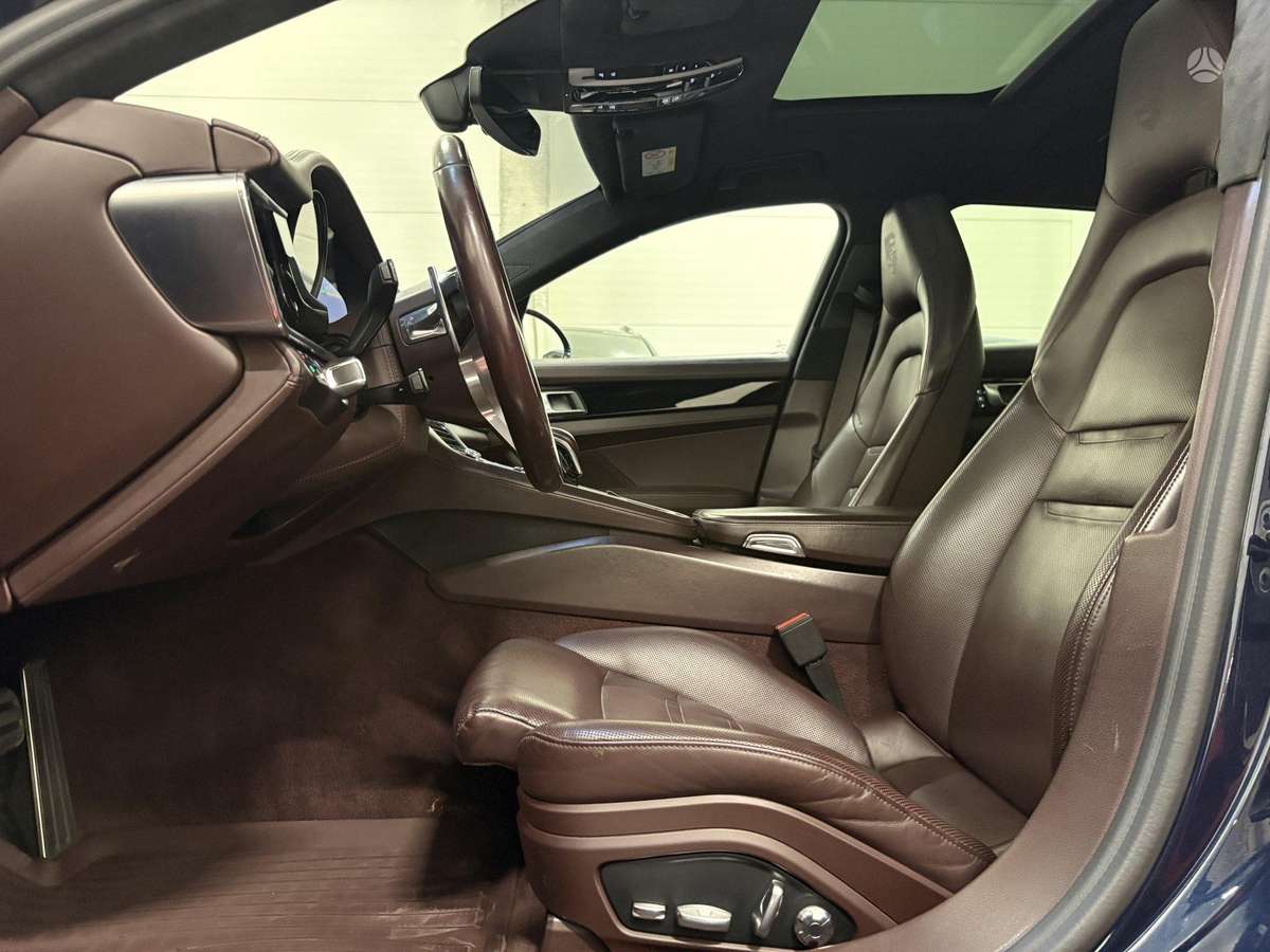 Porsche Panamera, 2.9 l., hatchback