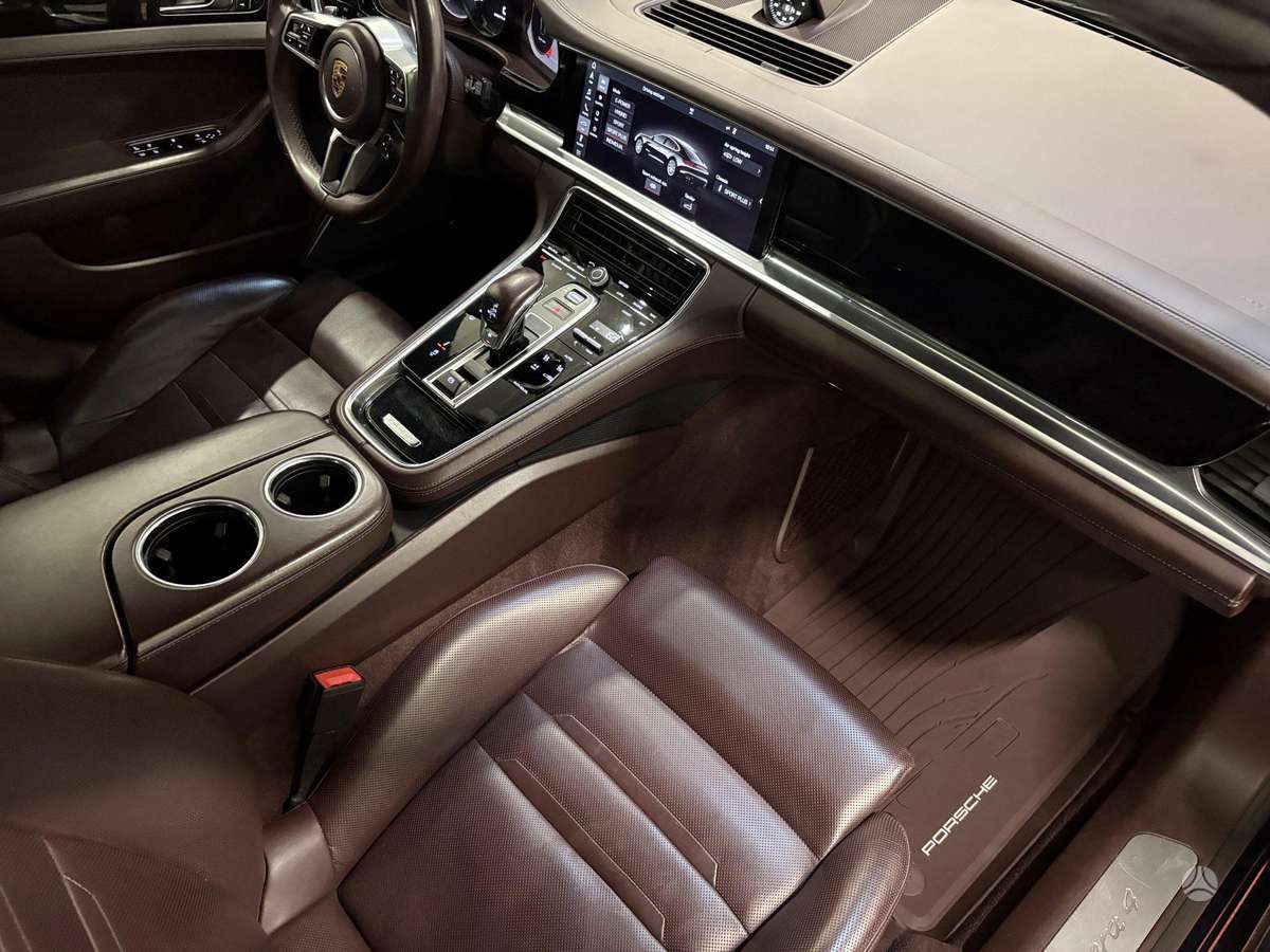 Porsche Panamera, 2.9 l., hatchback